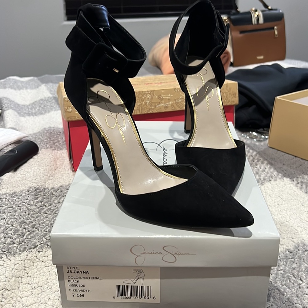 Jessica Simpson heels - Picture 2 of 2
